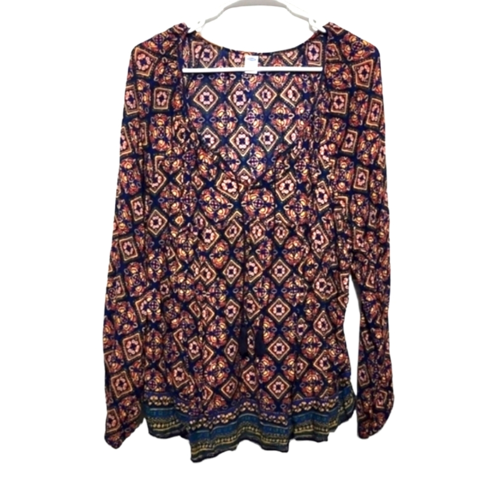 ⭐️Old Navy long sleeve navy blue with yellow/pink floral top size XXL